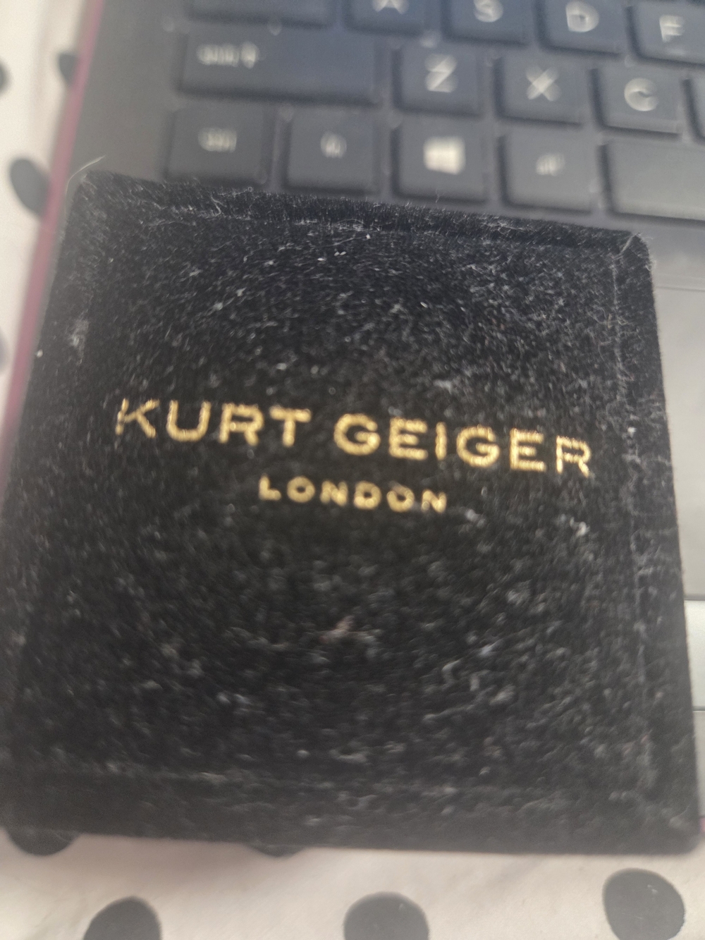 Kurt Geiger Crystal Heart Ring Nib Size 8 - Picture 7 of 9
